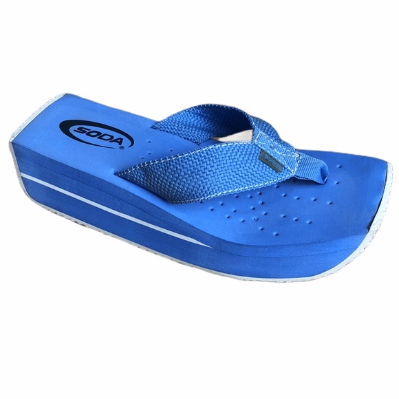 soda platform flip flops